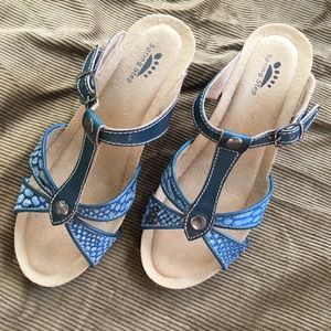 Spring Step Wedge Sandals